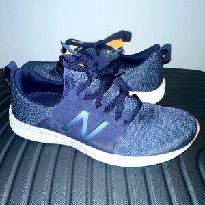 Women’s new balance shoes